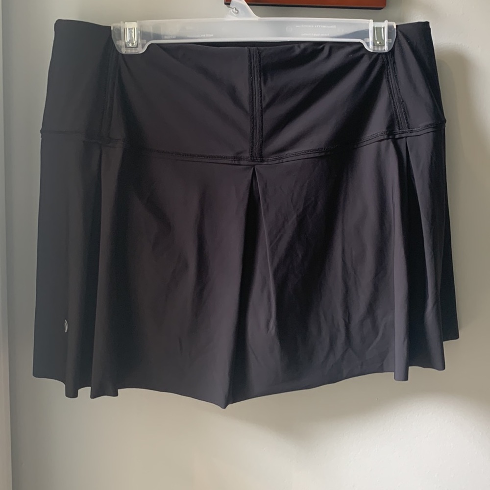 Lululemon Lost in Pace Skirt - Picture 2 of 5